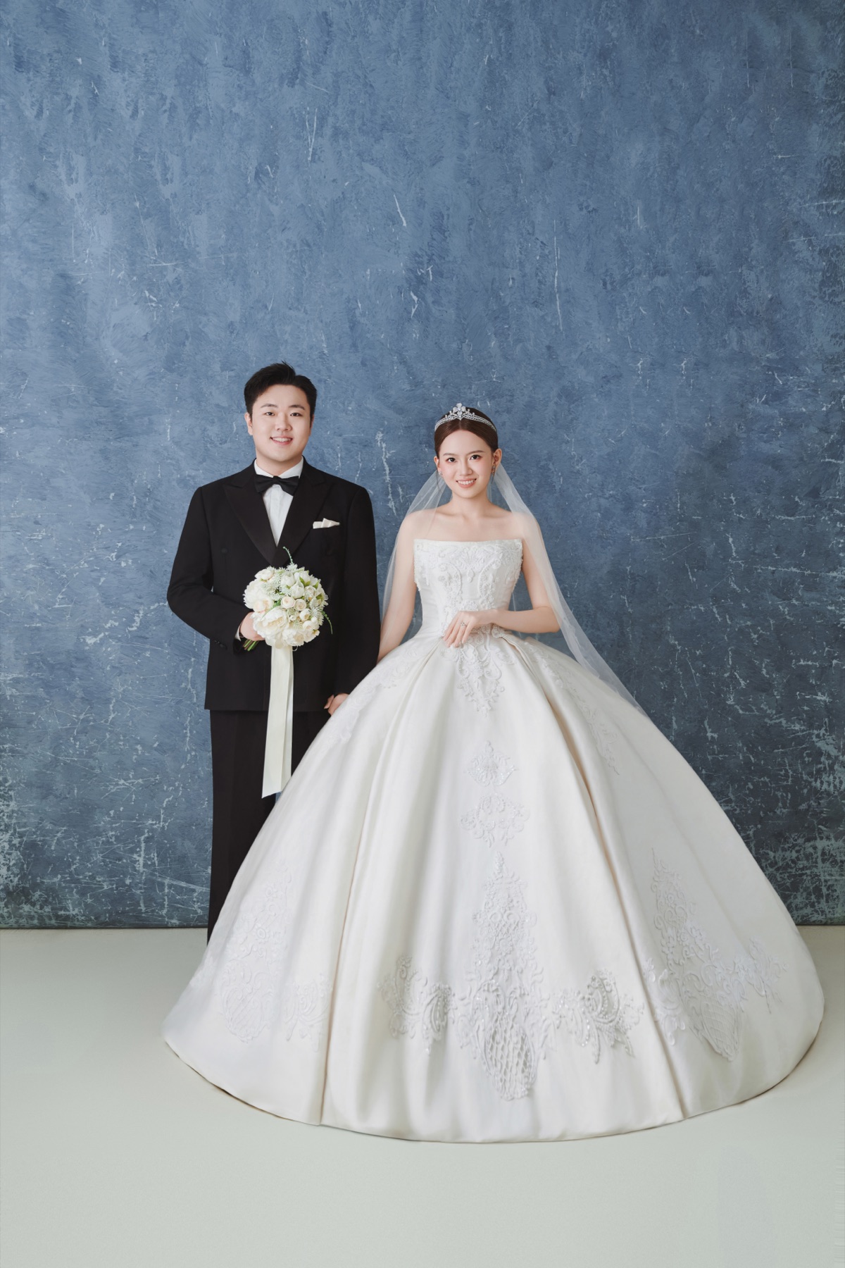 李文博与熊远宁的婚纱合影